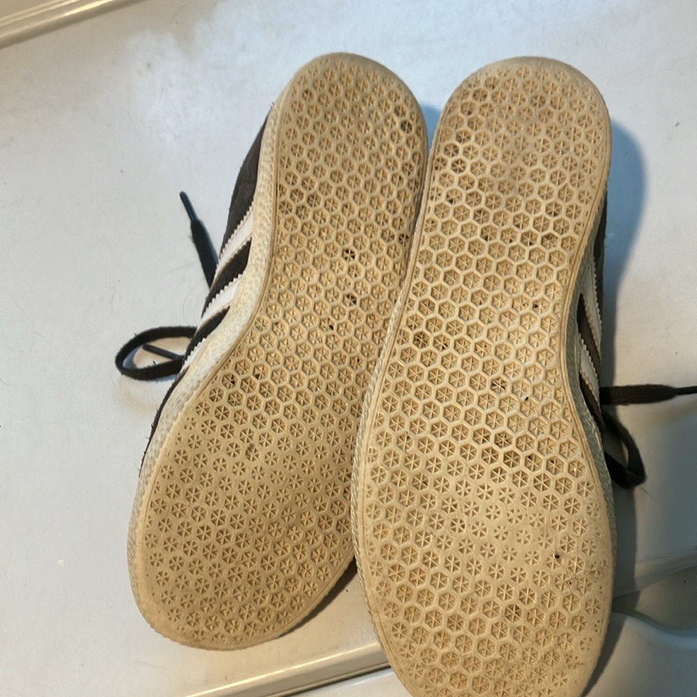 Grey suede adidas gazelle sneakers size 4 youth - Picture 7 of 7